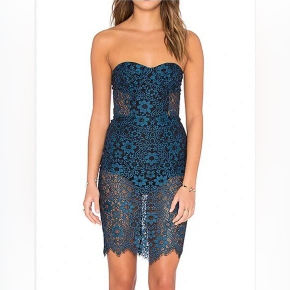 For Love And Lemons Dresses & Skirts - EUC For Love and Lemons Sophia Bustier Blue Lace Dress